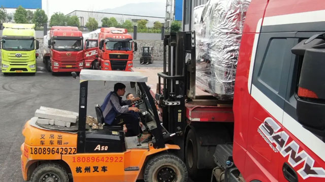 日皮大全免费铝产业园投产，“归雁经济” 助力产业升级